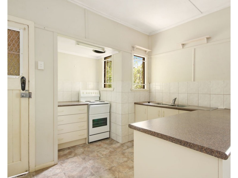 51 Foxglove Street, Mount Gravatt East QLD 4122