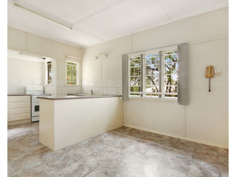 51 Foxglove Street, Mount Gravatt East QLD 4122