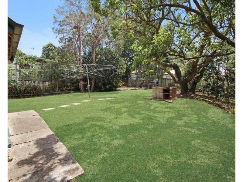 51 Foxglove Street, Mount Gravatt East QLD 4122