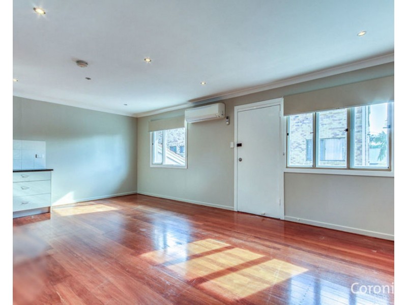 1/15 Pear Street, Greenslopes QLD 4120