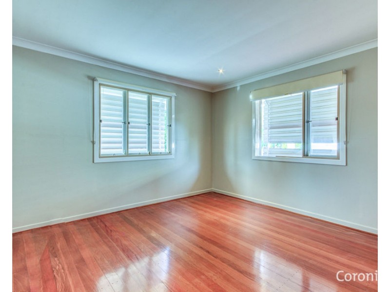 1/15 Pear Street, Greenslopes QLD 4120