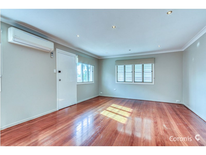 1/15 Pear Street, Greenslopes QLD 4120