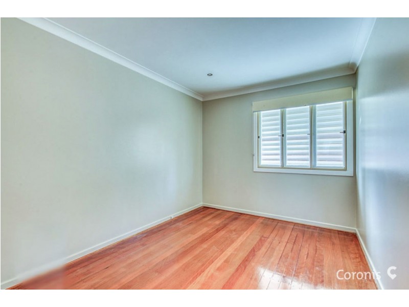 1/15 Pear Street, Greenslopes QLD 4120