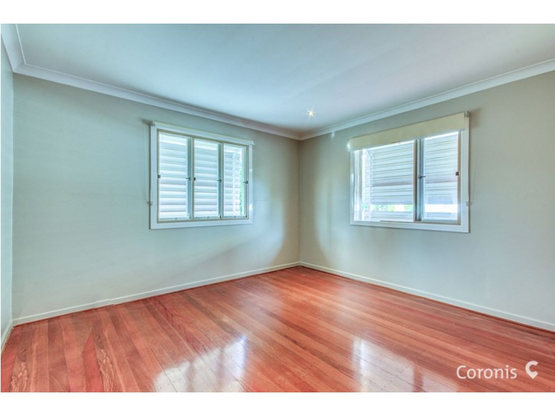 1/15 Pear Street, Greenslopes QLD 4120