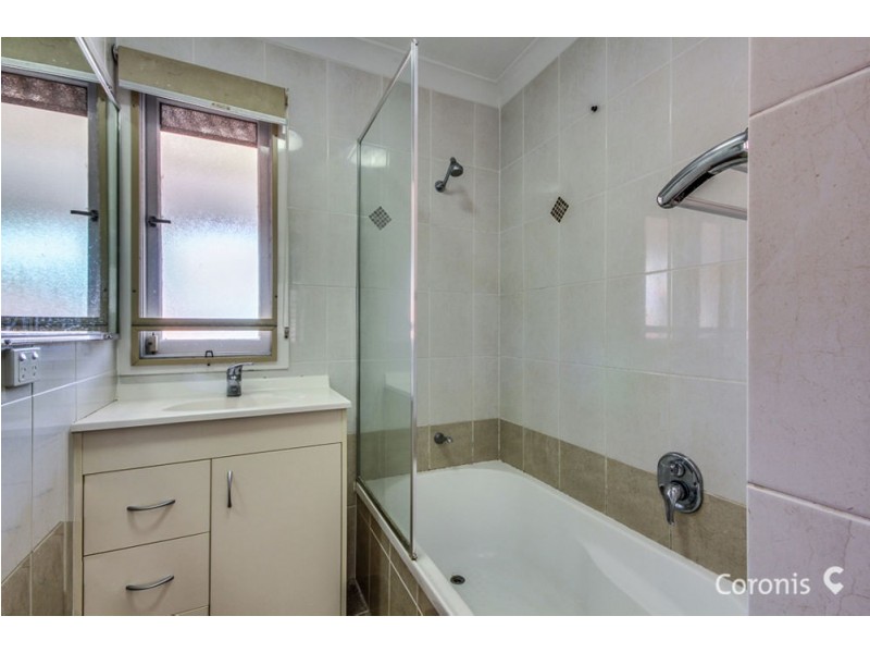1/15 Pear Street, Greenslopes QLD 4120