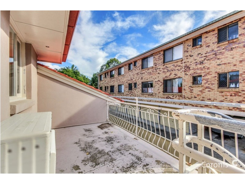 1/15 Pear Street, Greenslopes QLD 4120