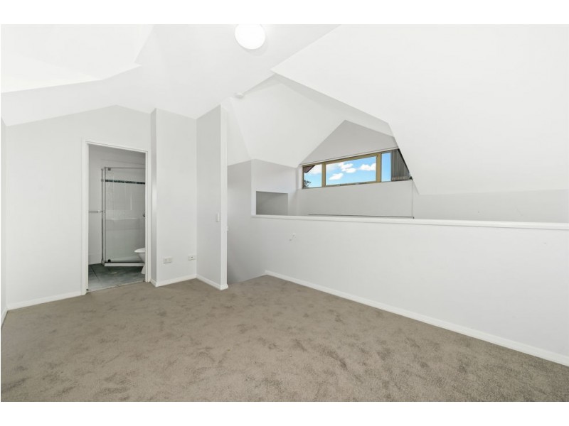 32/89 Scott Road, Herston QLD 4006