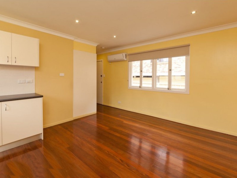 3/15 Pear Street, Greenslopes QLD 4120