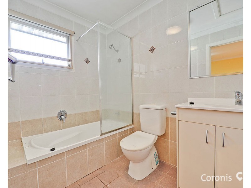 2/15 Pear Street, Greenslopes QLD 4120