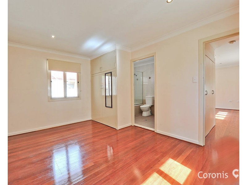 2/15 Pear Street, Greenslopes QLD 4120
