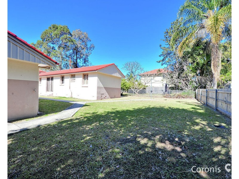 2/15 Pear Street, Greenslopes QLD 4120