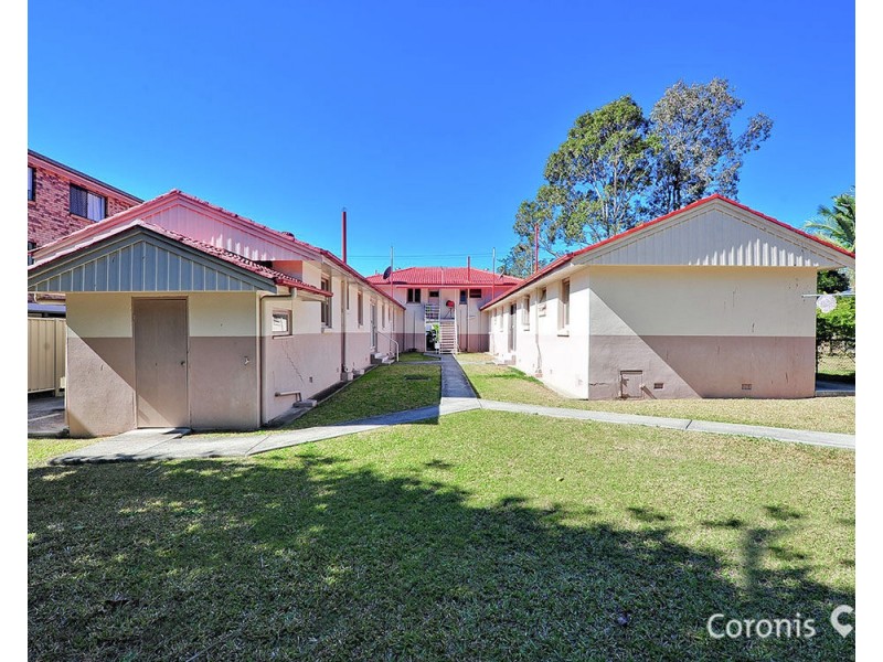 2/15 Pear Street, Greenslopes QLD 4120
