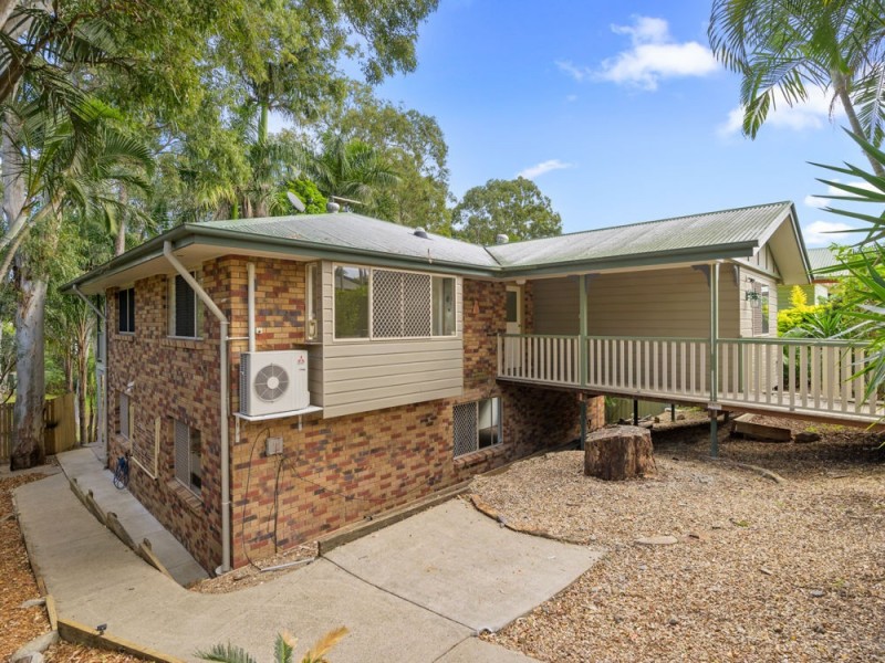 39 Solar Street, Coorparoo QLD 4151