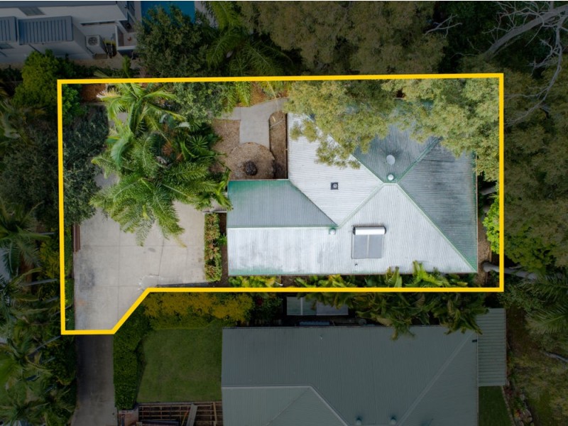 39 Solar Street, Coorparoo QLD 4151