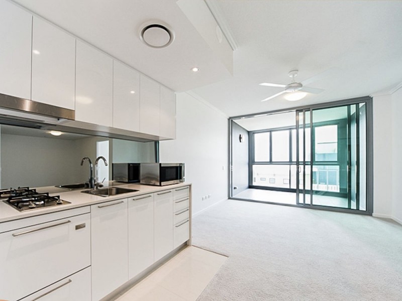 11210/8 Harbour Road, Hamilton QLD 4007