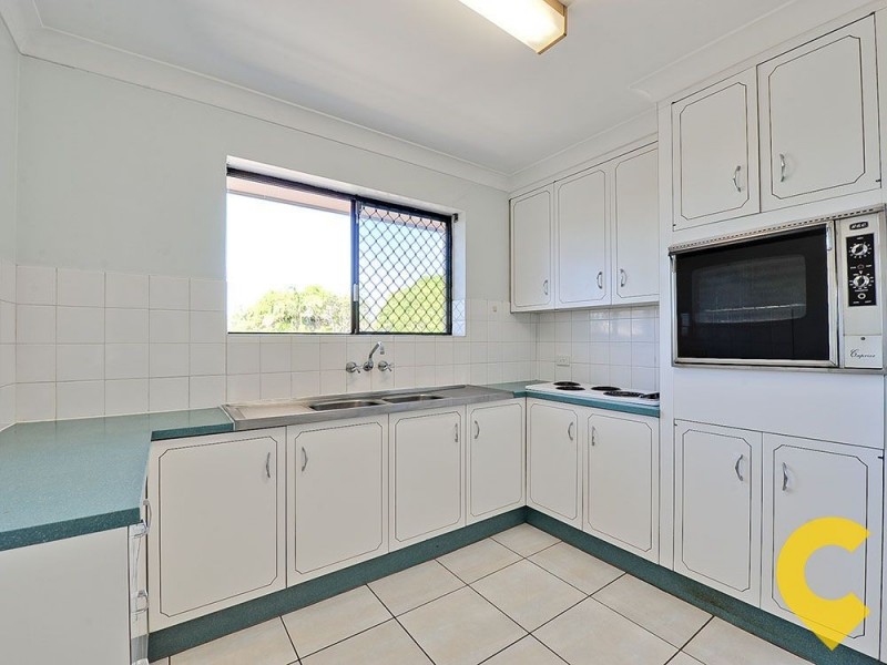 4/17 Logan Street, Greenslopes QLD 4120