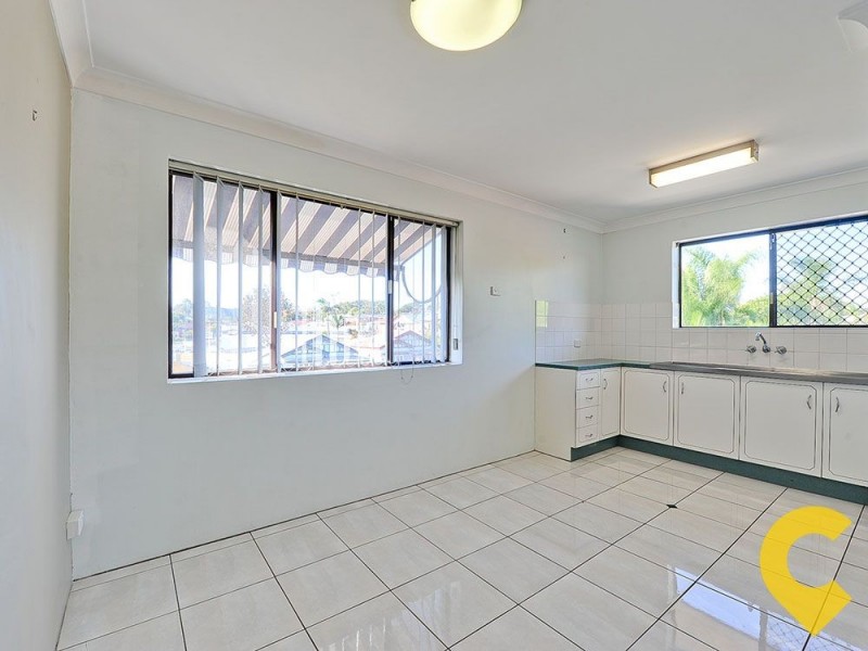4/17 Logan Street, Greenslopes QLD 4120