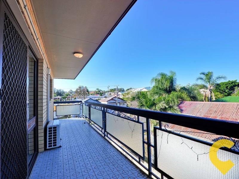 4/17 Logan Street, Greenslopes QLD 4120