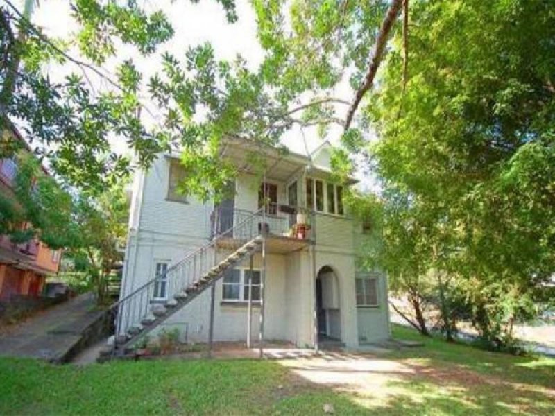 1/26 Somervell Street, Annerley QLD 4103