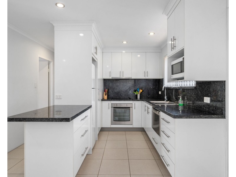 4/58 Douglas Street, Greenslopes QLD 4120