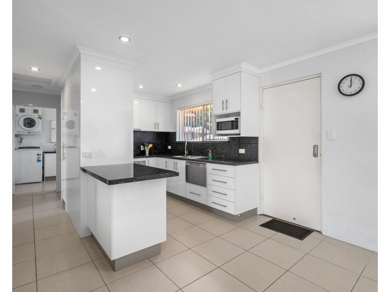 4/58 Douglas Street, Greenslopes QLD 4120