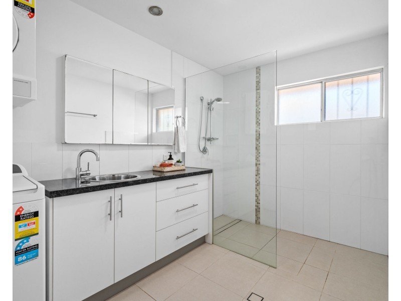 4/58 Douglas Street, Greenslopes QLD 4120