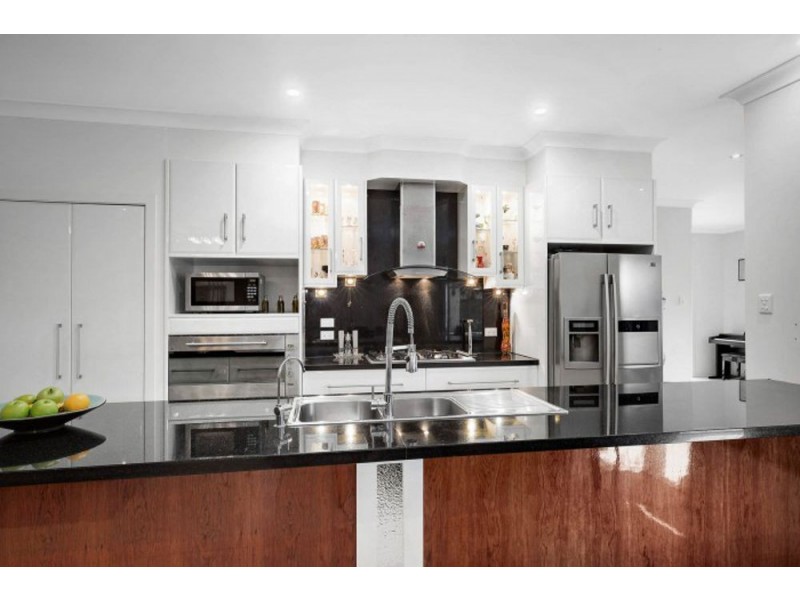 40 Victoria Terrace, Annerley QLD 4103