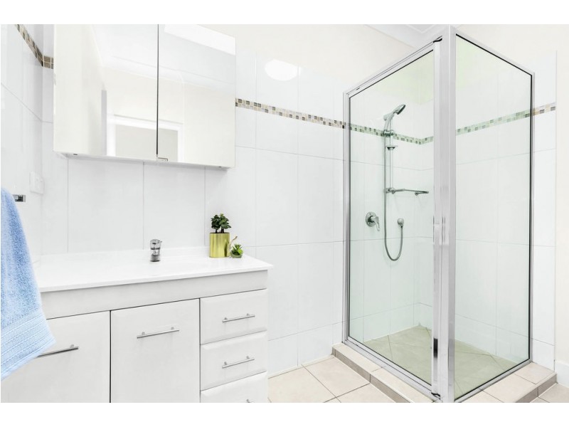 9/15 Whitmore Street, Taringa QLD 4068