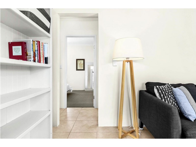 9/15 Whitmore Street, Taringa QLD 4068