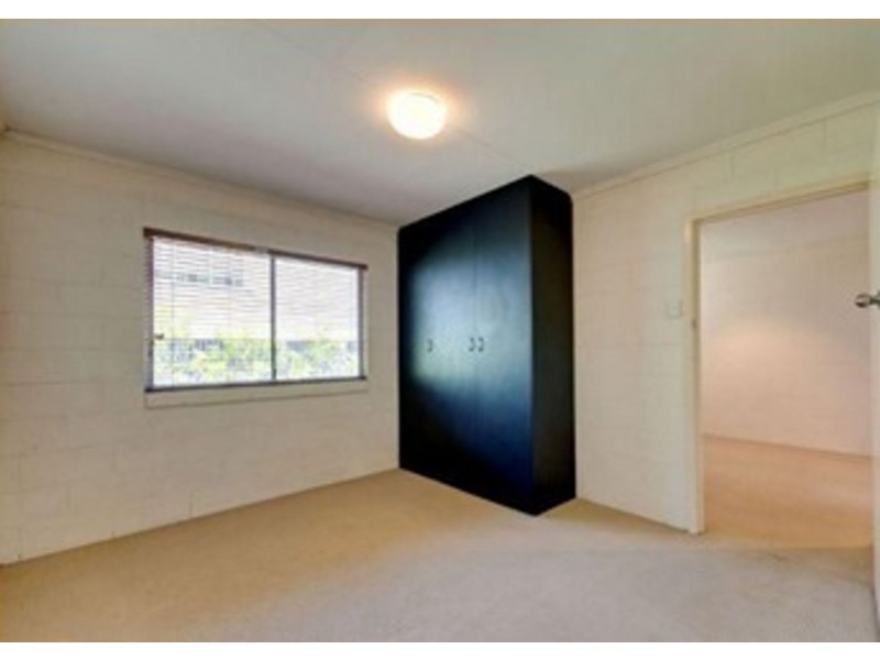 2/21 Balowrie Street, Hamilton QLD 4007