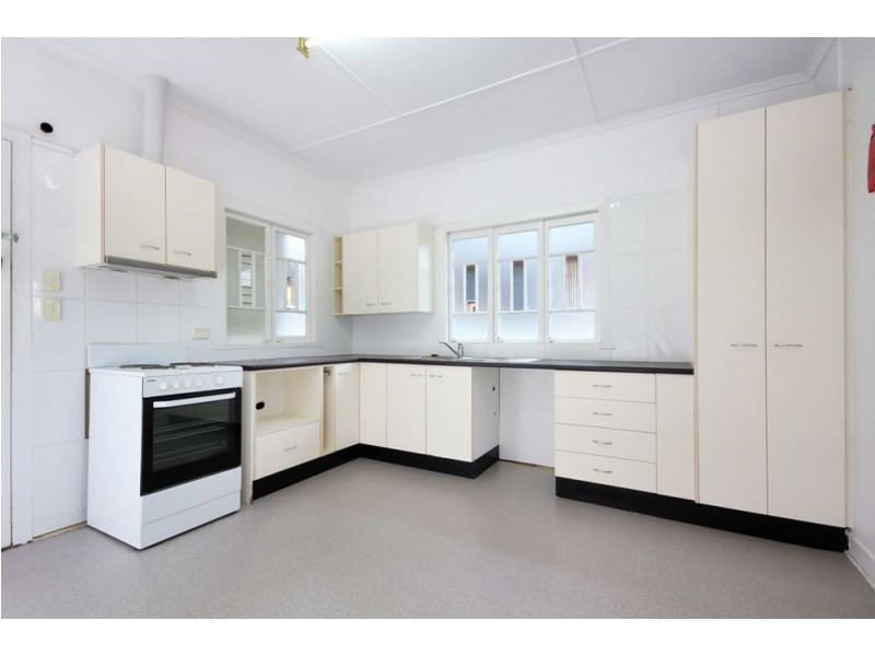 19 Laura Street, Tarragindi QLD 4121