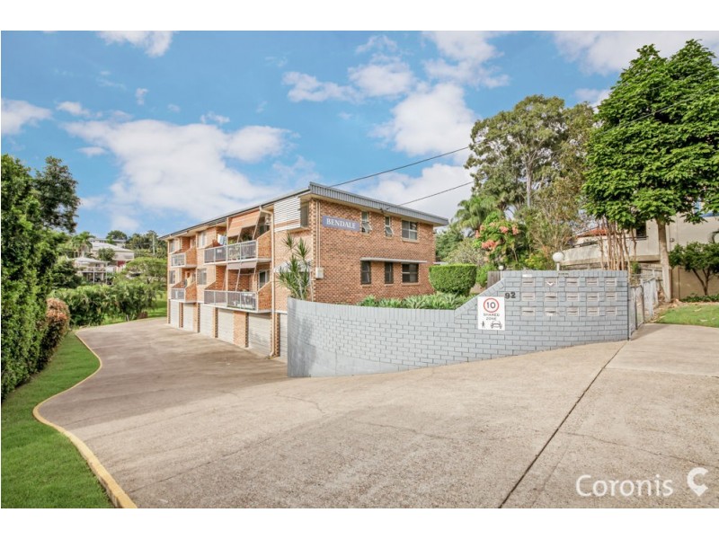 2/92 Bovelles Street, Camp Hill QLD 4152