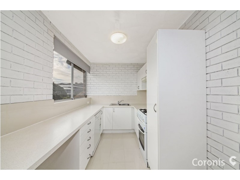 2/92 Bovelles Street, Camp Hill QLD 4152