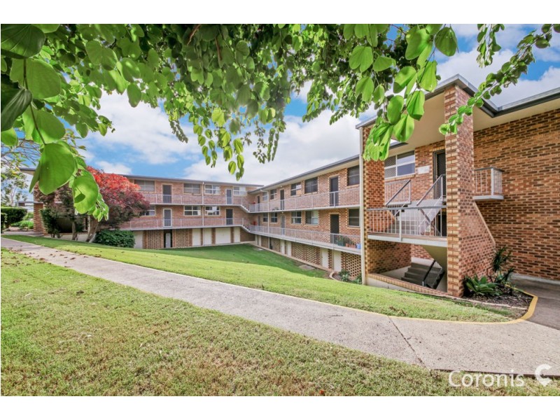 2/92 Bovelles Street, Camp Hill QLD 4152