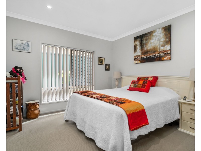 30 Cradock Street, Holland Park QLD 4121