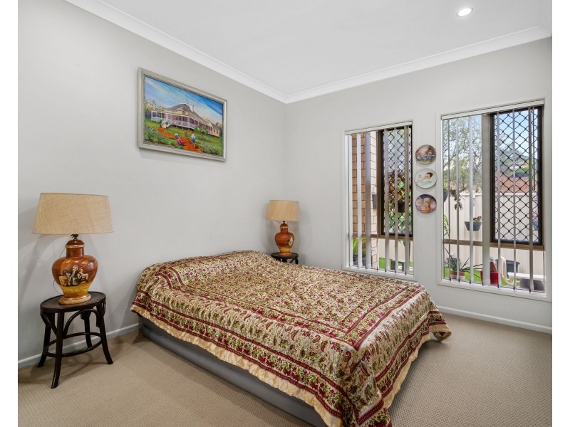 30 Cradock Street, Holland Park QLD 4121