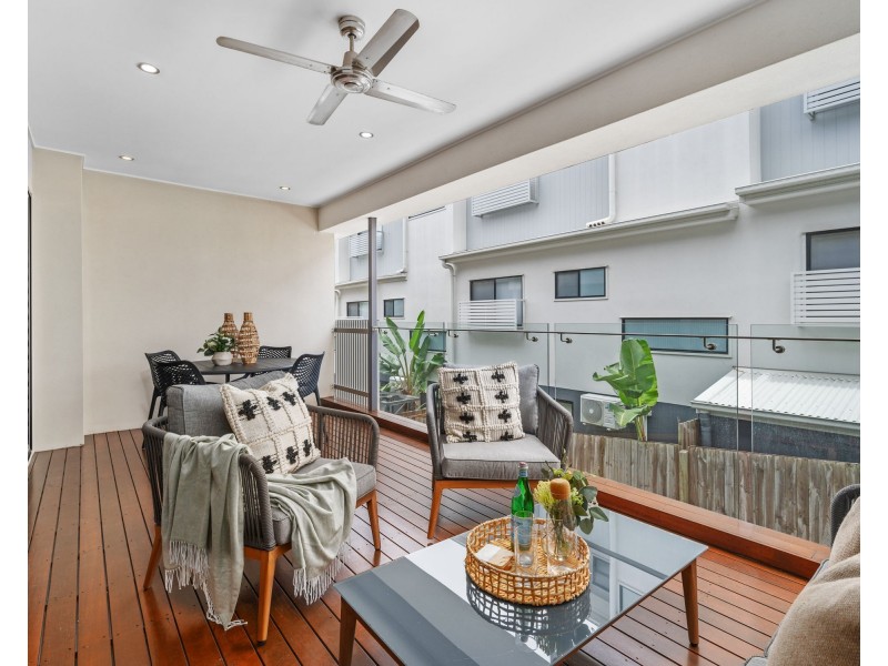 3/34 Waratah Avenue, Carina QLD 4152