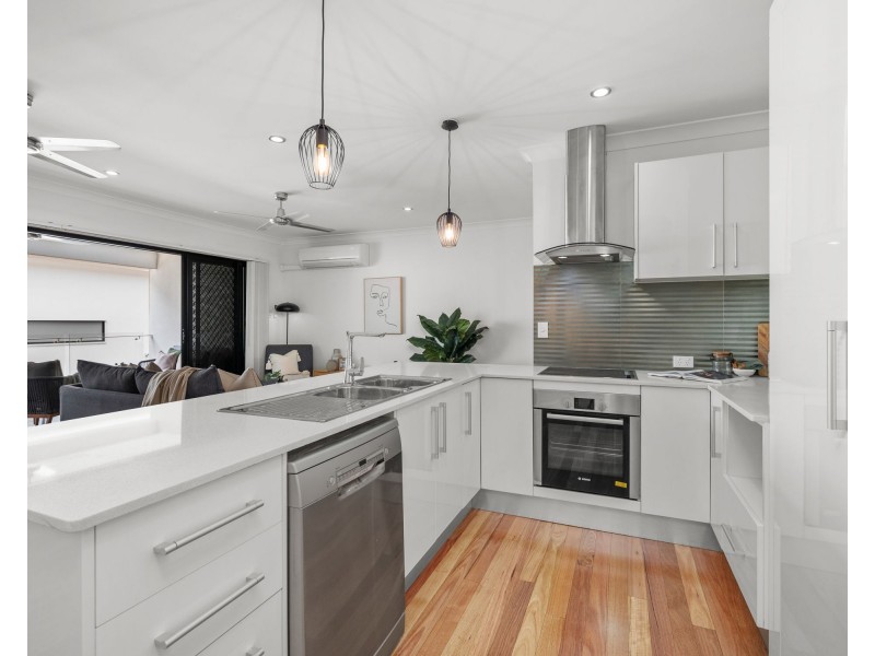 3/34 Waratah Avenue, Carina QLD 4152