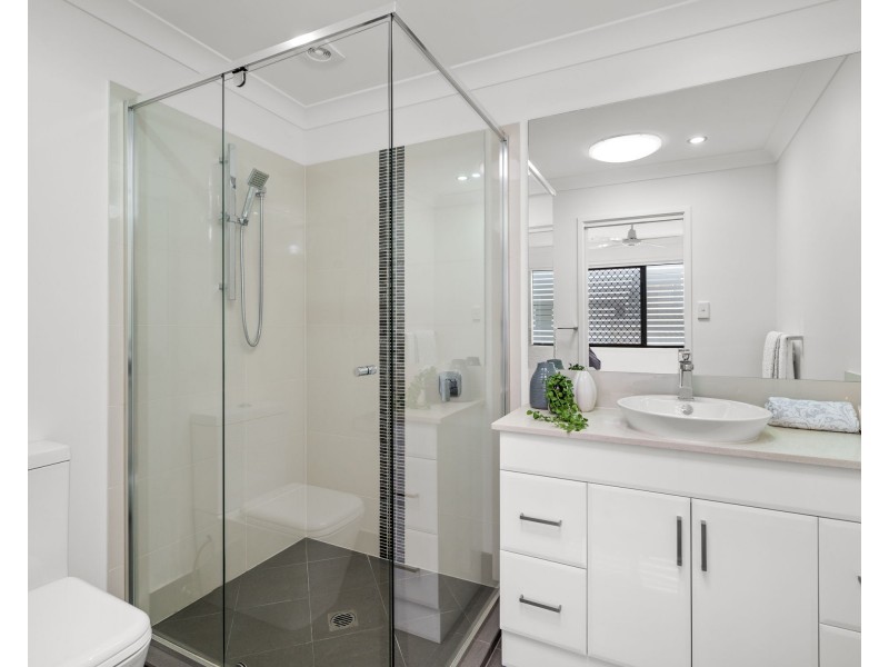 3/34 Waratah Avenue, Carina QLD 4152