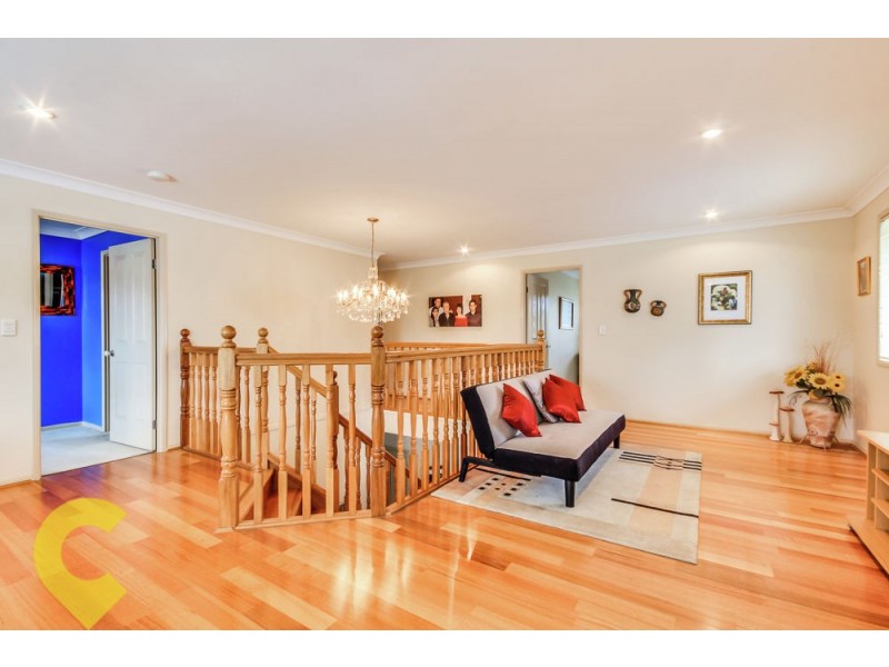 7 Holland Place, Carindale QLD 4152