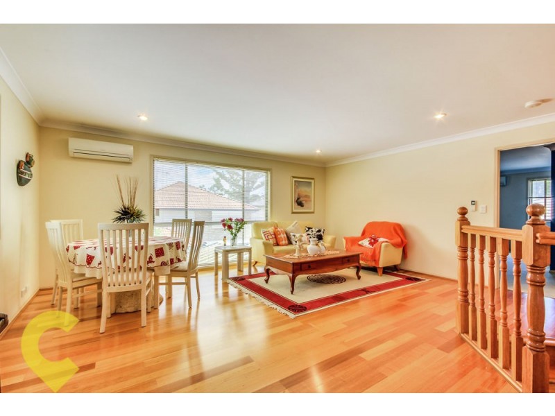 7 Holland Place, Carindale QLD 4152