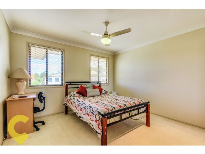 7 Holland Place, Carindale QLD 4152