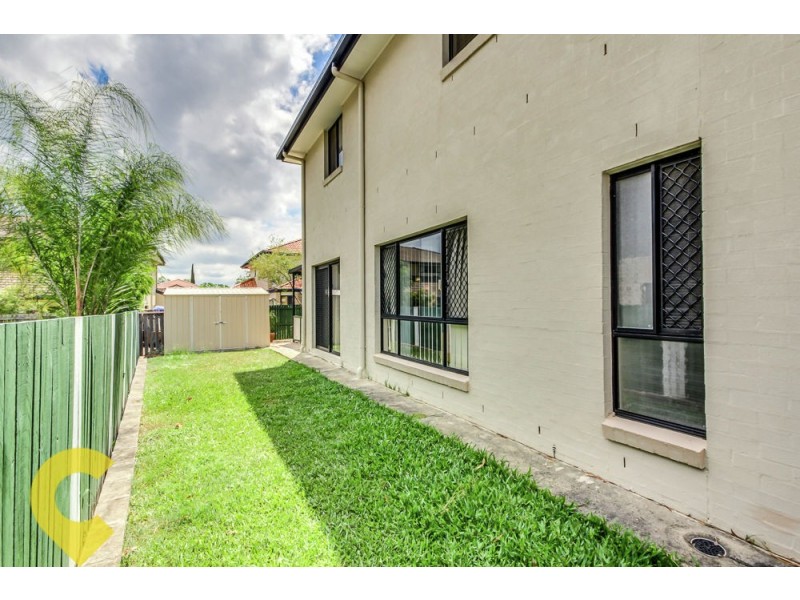 7 Holland Place, Carindale QLD 4152