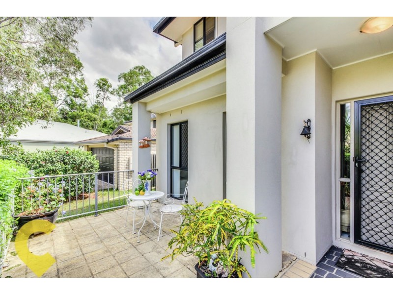 7 Holland Place, Carindale QLD 4152