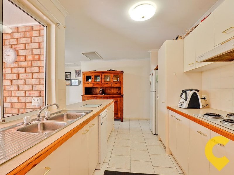 10 Talty Rise, Regents Park QLD 4118