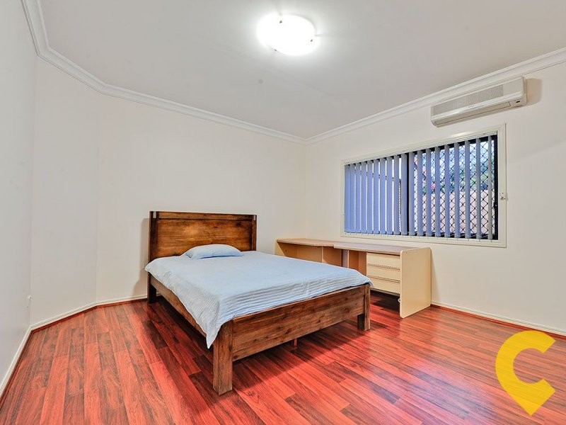 27 Saunders Place, Wynnum QLD 4178