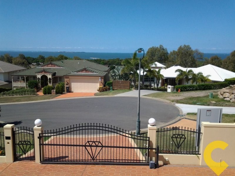 27 Saunders Place, Wynnum QLD 4178