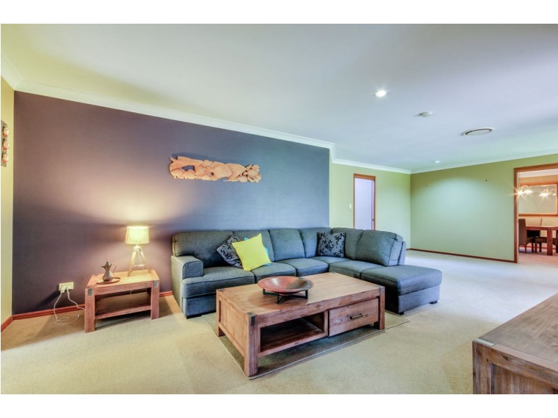 9 Wentworth Place, Carindale QLD 4152