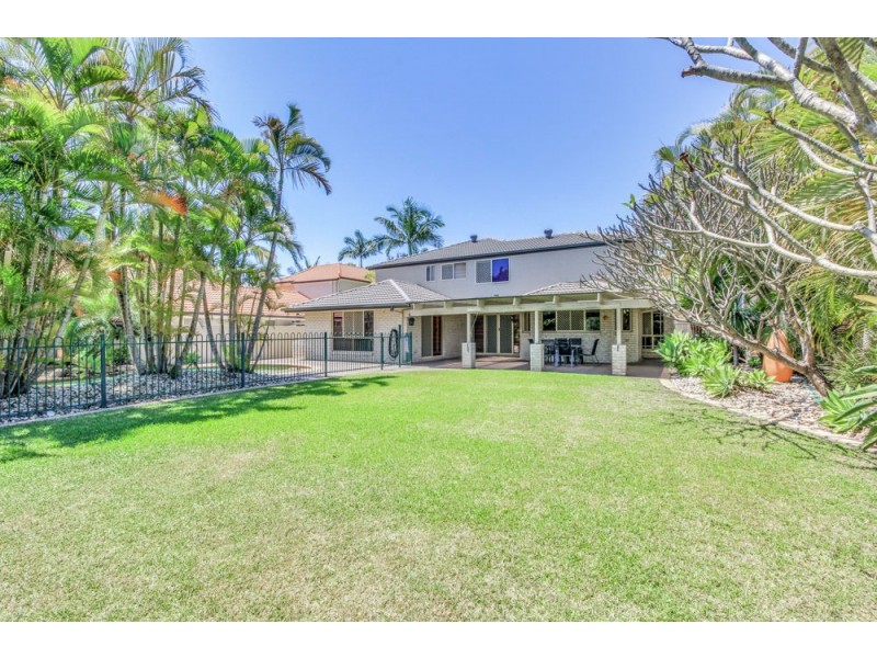 9 Wentworth Place, Carindale QLD 4152