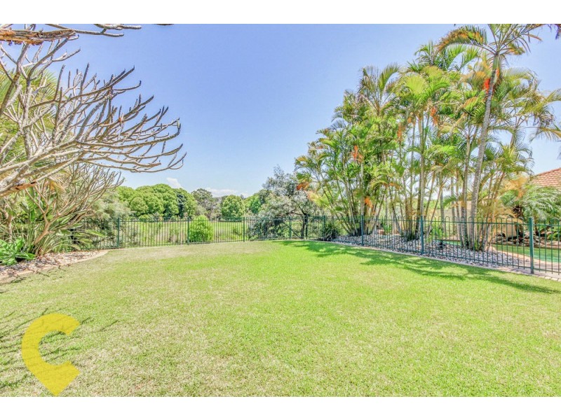 9 Wentworth Place, Carindale QLD 4152